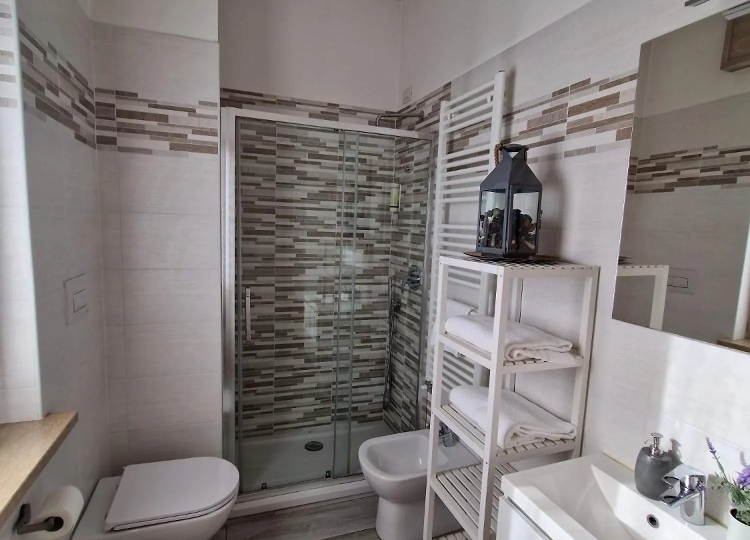 Bgy Airport House Grassobbio Otel 3*,  İtalya